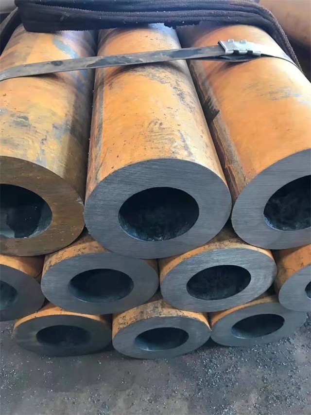 玉林20号厚壁无缝钢管