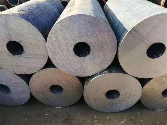 玉林厚壁热轧无缝钢管