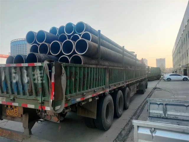 玉林45#结构无缝钢管